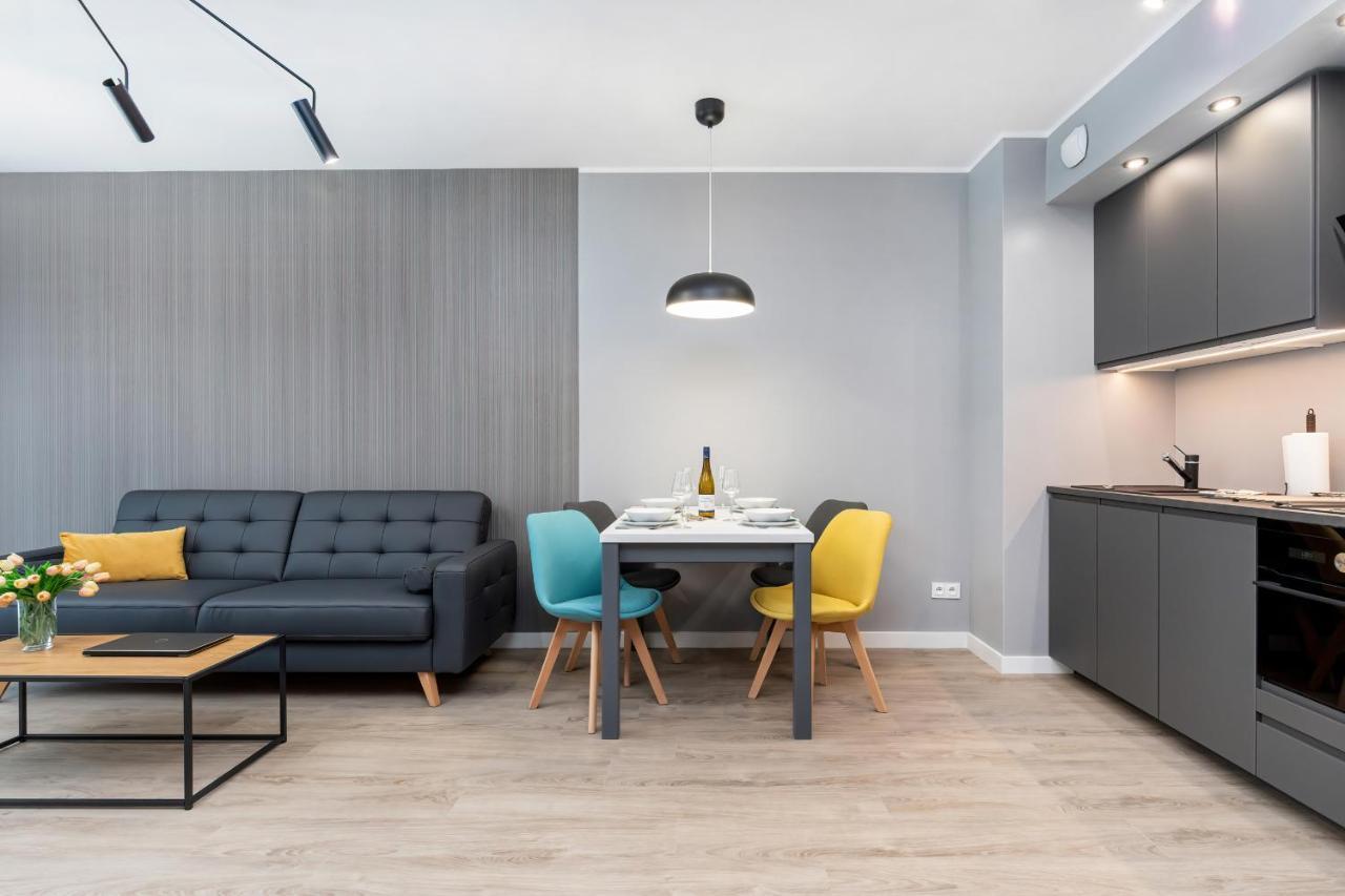 Modern City Center Apartments By Noclegi Renters Poznan Exterior photo