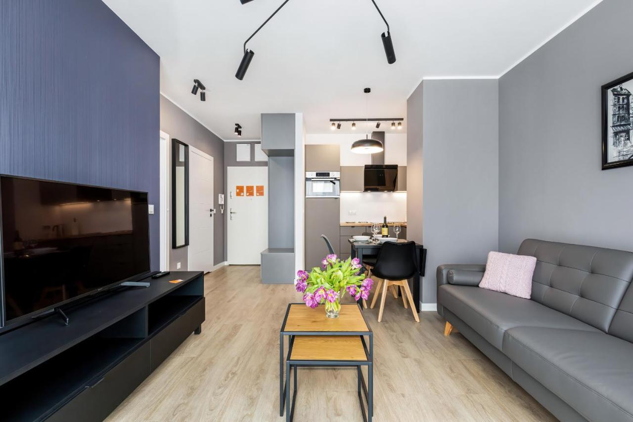 Modern City Center Apartments By Noclegi Renters Poznan Exterior photo
