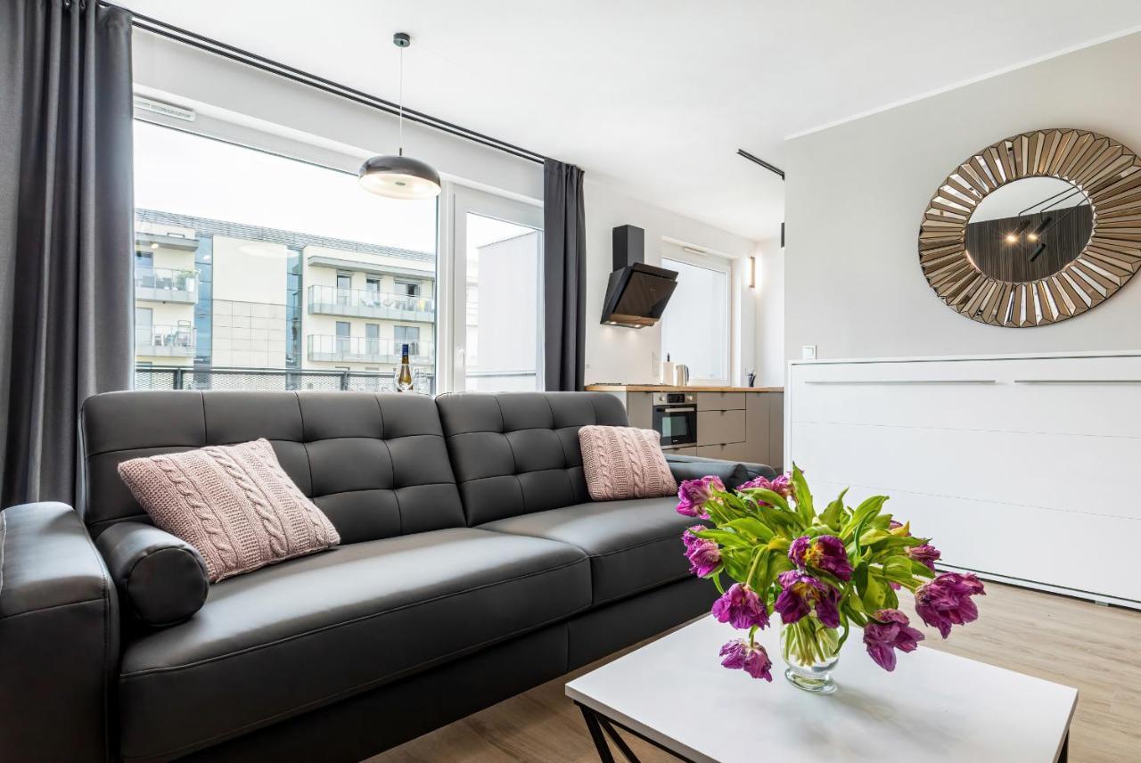 Modern City Center Apartments By Noclegi Renters Poznan Exterior photo